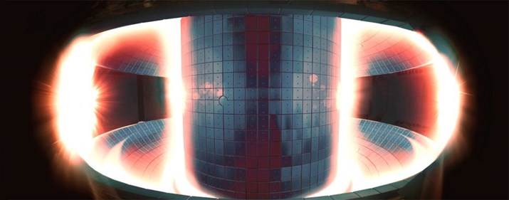 In the heart of the Korean tokamak KSTAR, in operation since 2008, a plasma pulse burns brightly.  But don't be fooled—the brightest areas of the photo are in fact the coolest. At 150 million °C (the temperature in the centre), the plasma doesn't emit in the spectrum of visible light. © National Fusion Research Institute, Korea